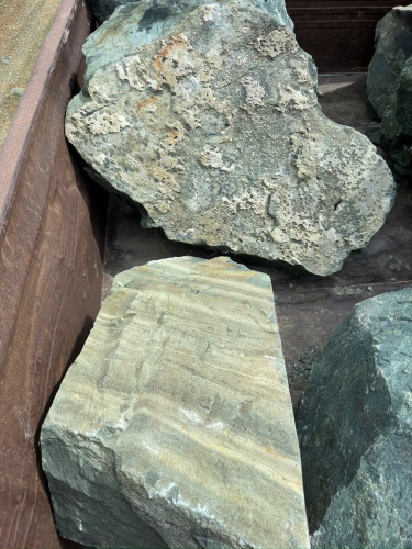 Ландшафтные глыбы зелёные 200-500 килограмм купить в Октябрьском