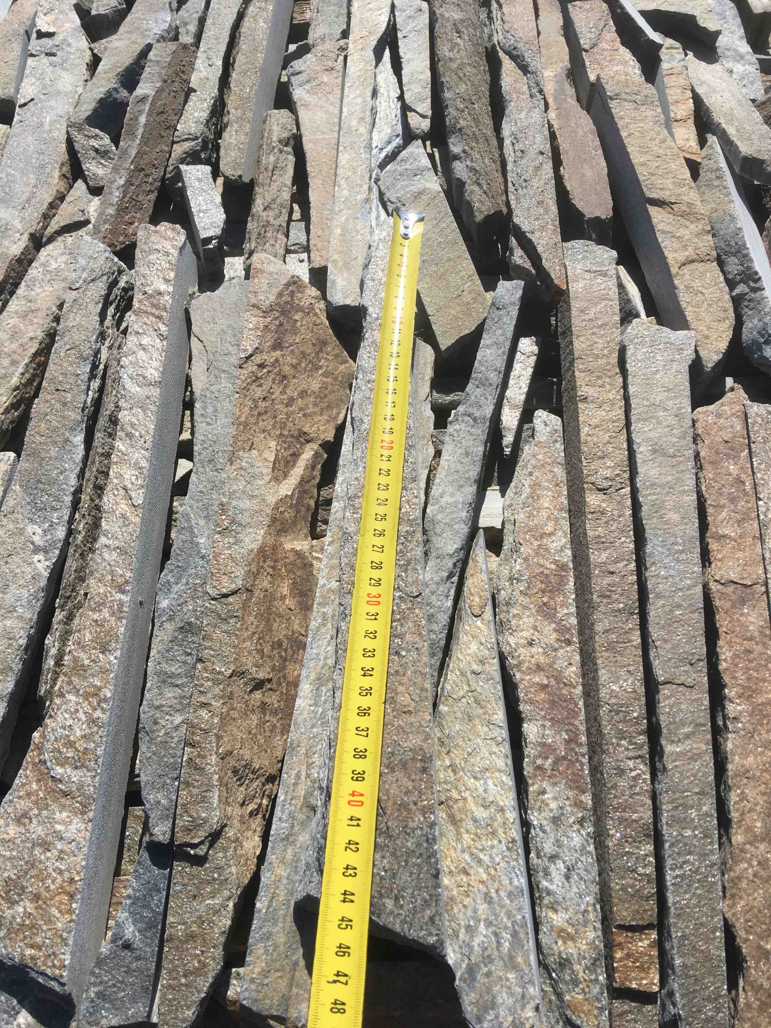 Горбушка златолит мультиколор для облицовки купить в Октябрьском