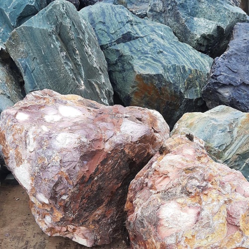 Ландшафтные глыбы красно-фиолетовые 200-1000 килограмм купить в Октябрьском