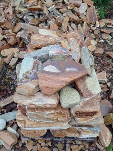 Златолит жёлтый, жёлто-зелёный глыбки и валуны для ланшафтного дизайна купить в Октябрьском