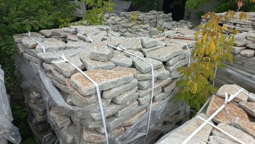 Гранитный плитняк галтованный для парковки купить в Октябрьском