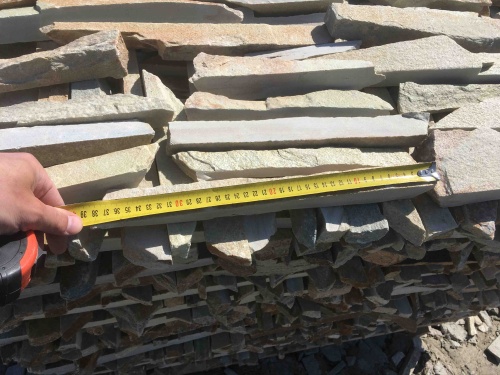 Горбушка златолит золотистый для облицовки купить в Октябрьском