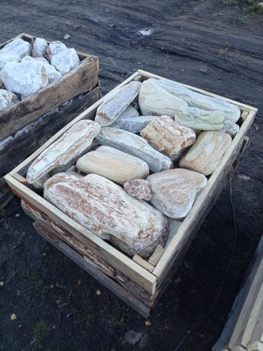 Златолит жёлтый, жёлто-зелёный глыбки и валуны для ланшафтного дизайна купить в Октябрьском