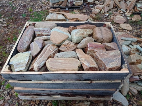 Златолит жёлтый, жёлто-зелёный глыбки и валуны для ланшафтного дизайна купить в Октябрьском